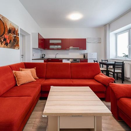 Apartment Yogiam Slavkov u Brna Exterior photo