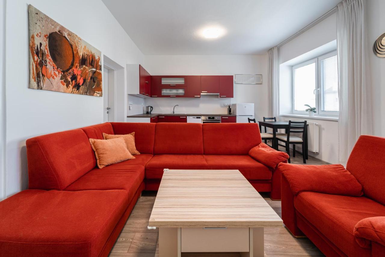 Apartment Yogiam Slavkov u Brna Exterior photo